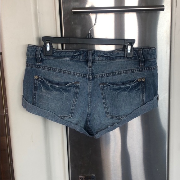Free People Rolled Up Shorts - Picture 2 of 3